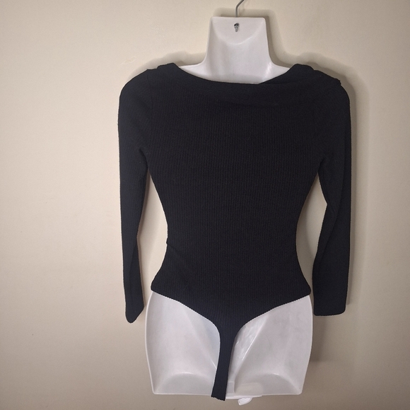 ASTR THE LABEL Iggy Twist front long sleeve bodysuit Size XS - Picture 7 of 11